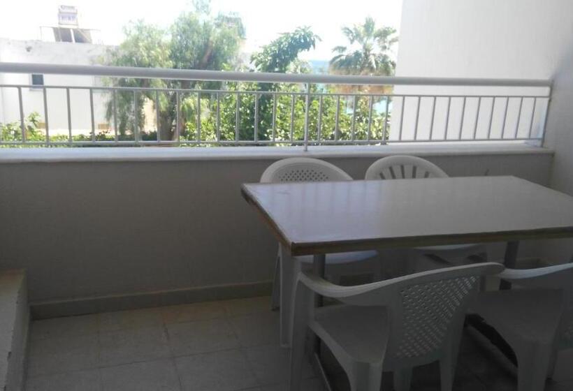آپارتمان 1 خوابه با بالکن, Holiday Apart 50 Meters To Beach, Sea View Apartments