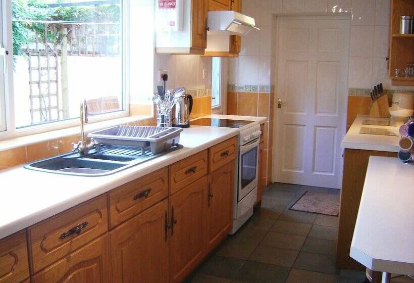 בית, חדר שינה 1, Gable Cottage