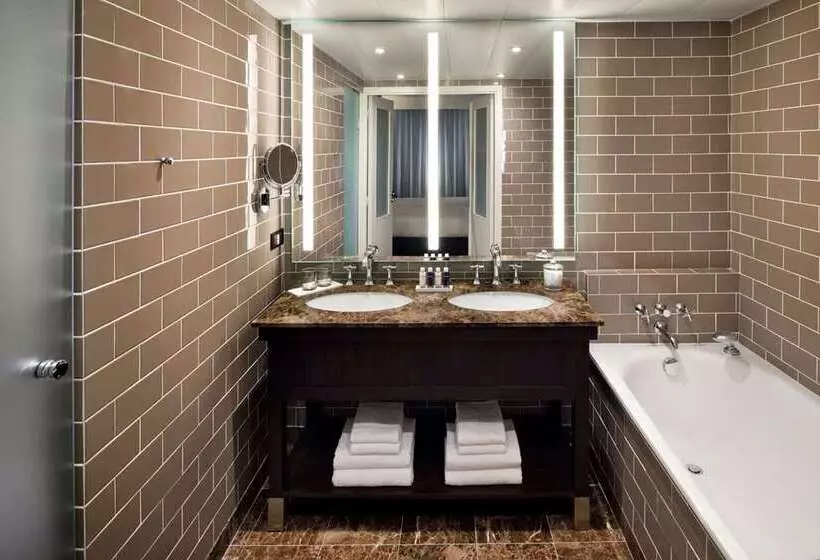 スイート, Chekhoff Hotel Moscow Curio Collection By Hilton