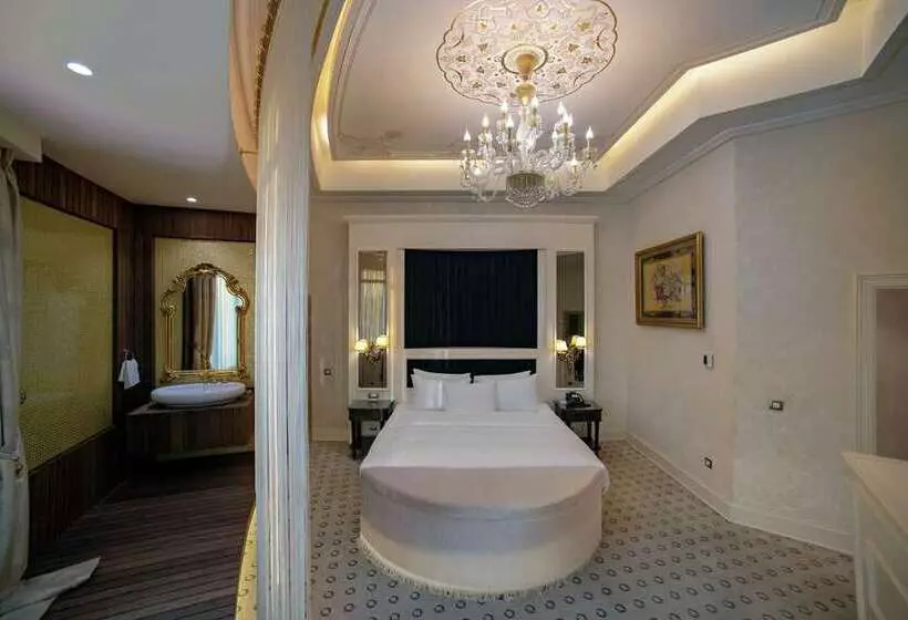 スイート, Chekhoff Hotel Moscow Curio Collection By Hilton