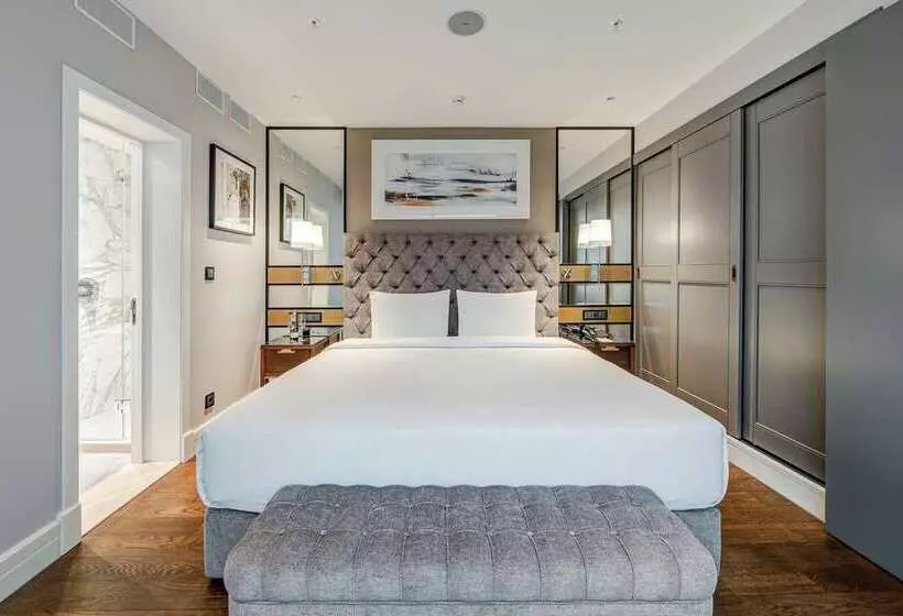 スイート, Chekhoff Hotel Moscow Curio Collection By Hilton