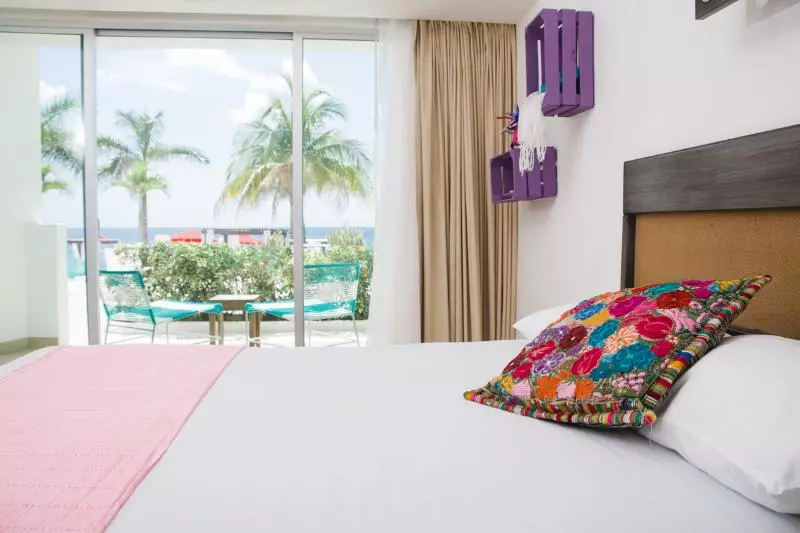 オーシャンビュースタンダードルーム, B Cozumel
