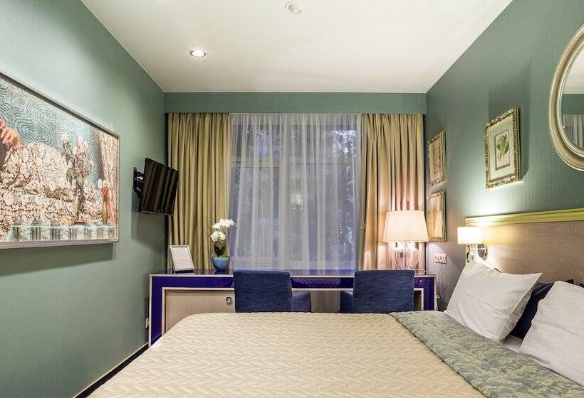 חדר סופריור, Brighton