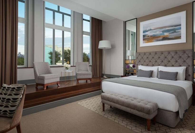 デラックスルーム, Chekhoff Hotel Moscow Curio Collection By Hilton