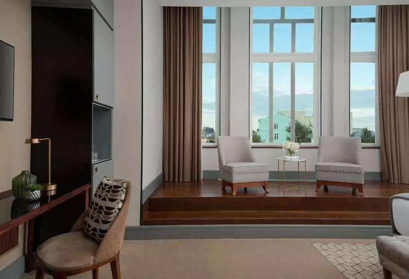 デラックスルーム, Chekhoff Hotel Moscow Curio Collection By Hilton