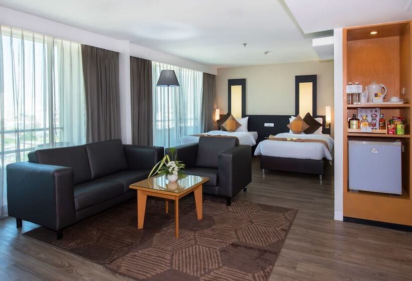 سوییت جونیور, Gold Orchid Bangkok