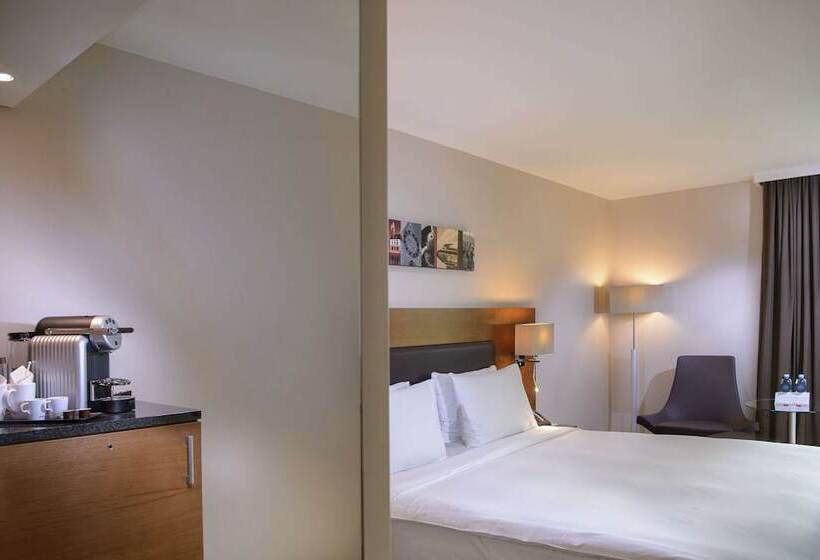 Номер Executive, Hilton Zurich Airport