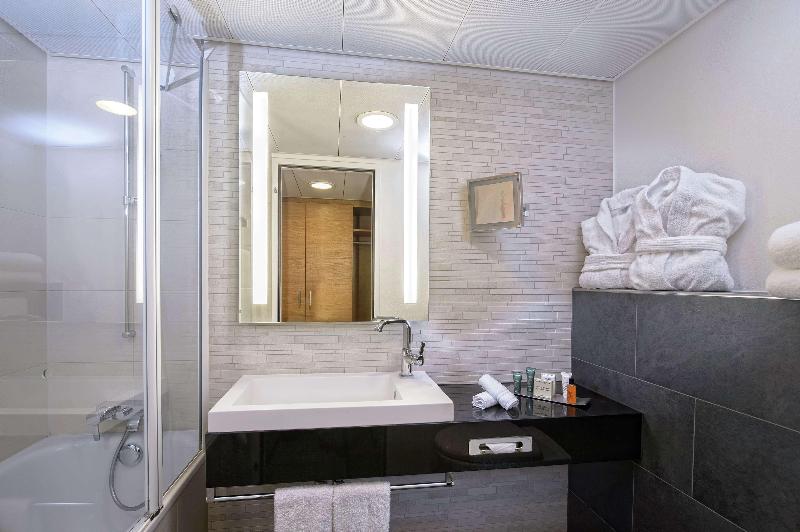 Номер Стандарт, Hilton Zurich Airport