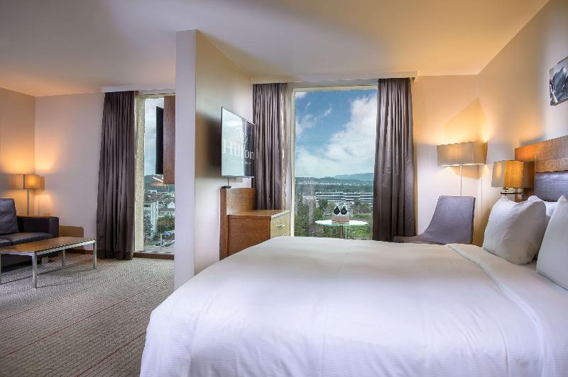 Семейный Номер, Hilton Zurich Airport