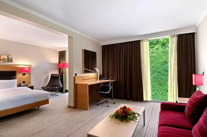 اتاق خانوادگی, Hilton Zurich Airport