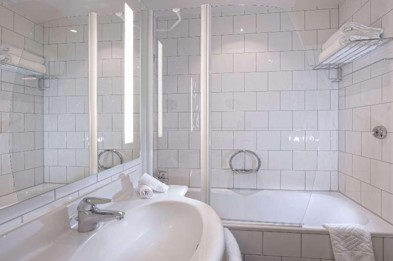 Номер Стандарт, Hilton Zurich Airport