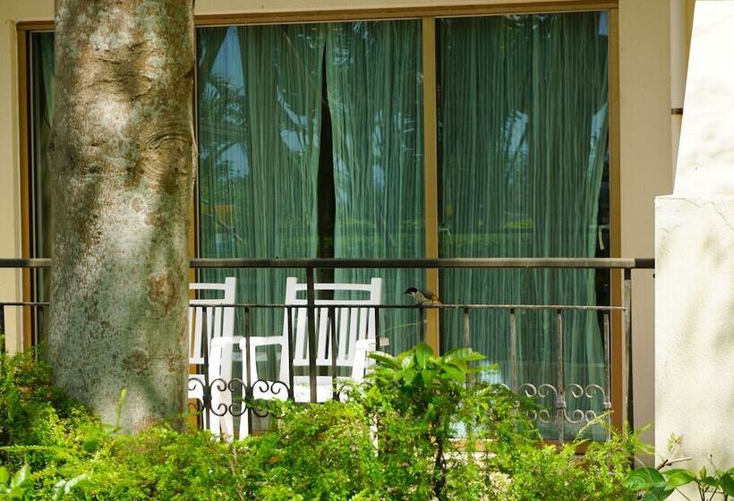 اتاق لوکس, Howard Beach Resort Kenting