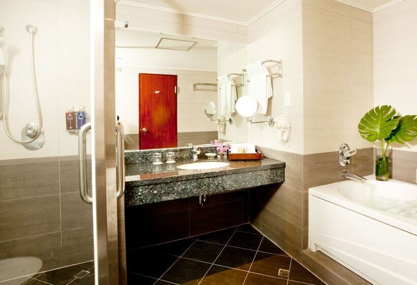 اتاق استاندارد با 2 تخت دوبل, Howard Beach Resort Kenting