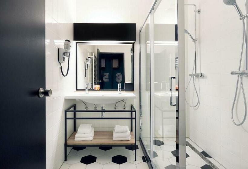 اتاق کلاب, Hup