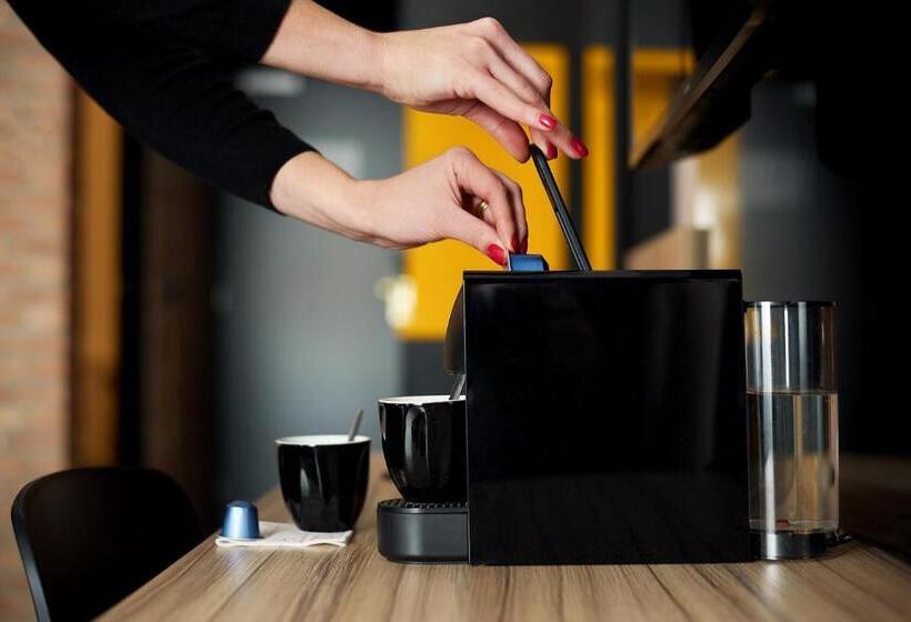 اتاق استاندارد, Hup