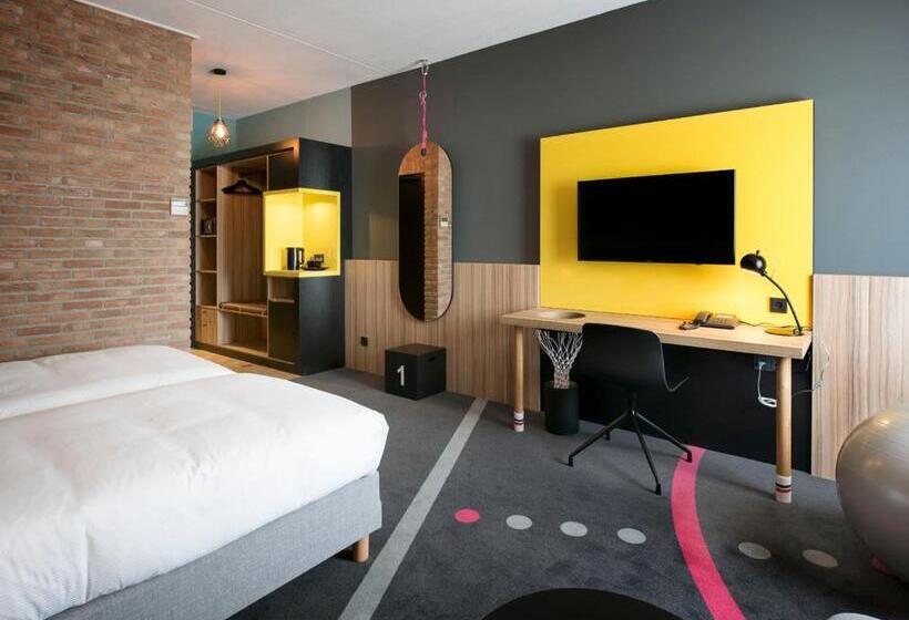 اتاق کلاب, Hup