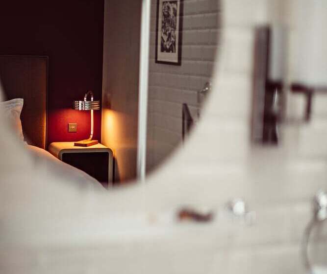 デラックスルーム, Monsieur Cadet Hotel & Spa