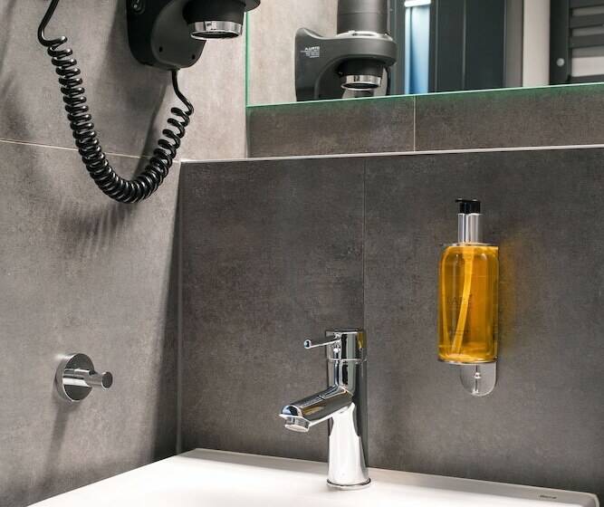 חדר סטנדרט יחיד, O3