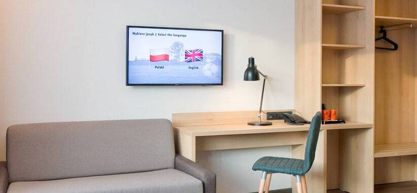 חדר סטנדרט לשלושה, O3