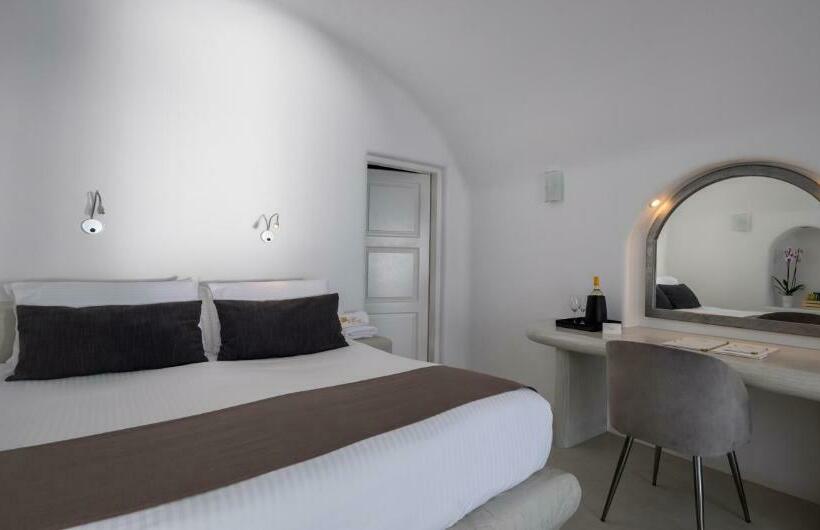 Полулюкс с Гидромассажем, Pegasus Suites & Spa