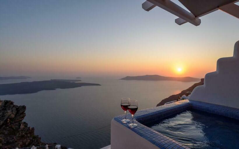 Полулюкс с Гидромассажем, Pegasus Suites & Spa