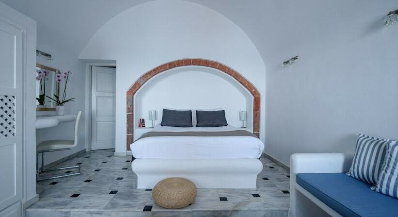 Полулюкс с Гидромассажем, Pegasus Suites & Spa