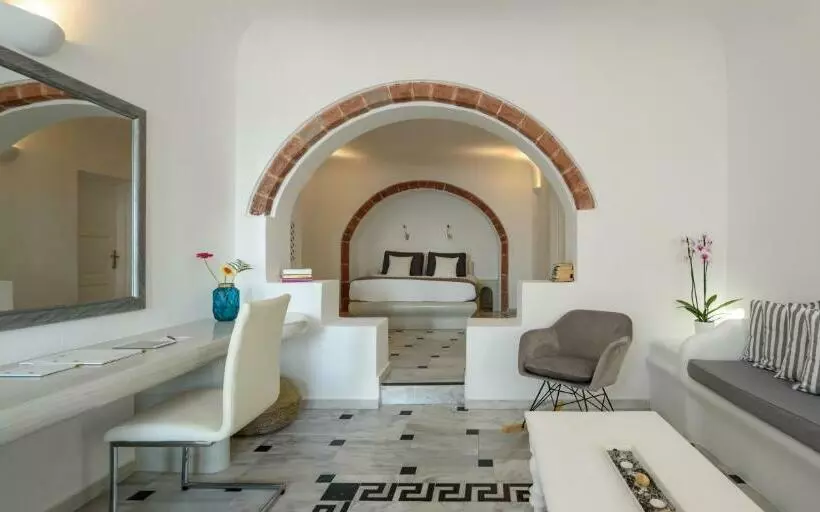 سوئیت با وان آب گرم, Pegasus Suites & Spa