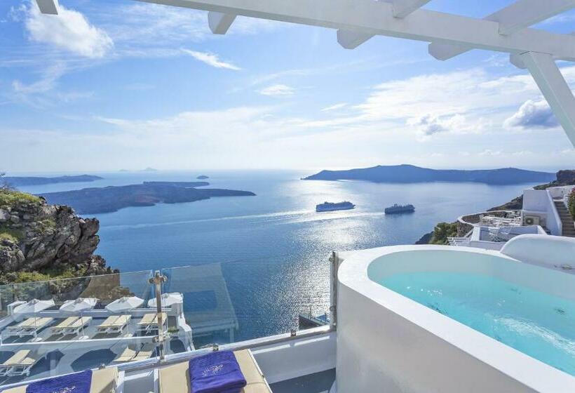 Люкс с гидромассажем, Pegasus Suites & Spa