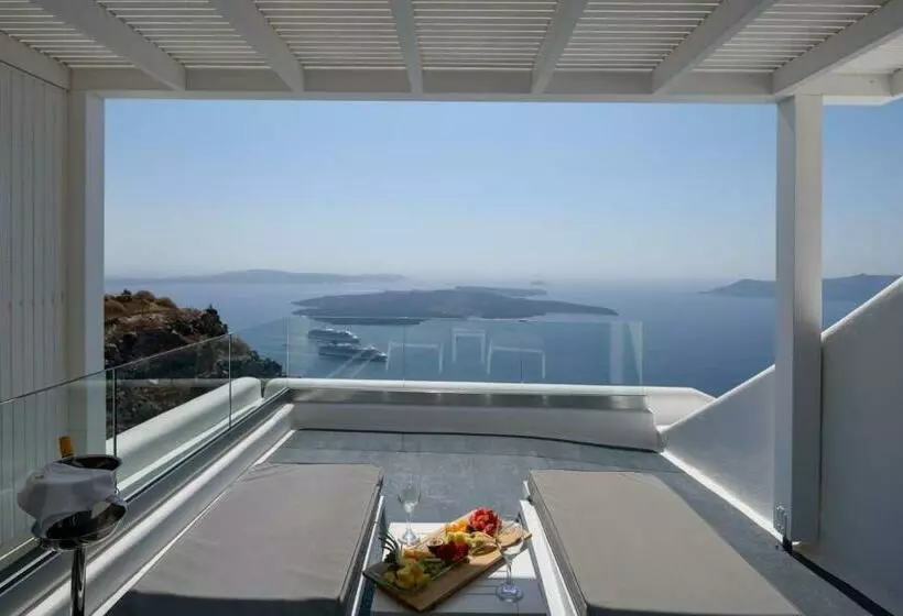 سوئیت با وان آب گرم, Pegasus Suites & Spa