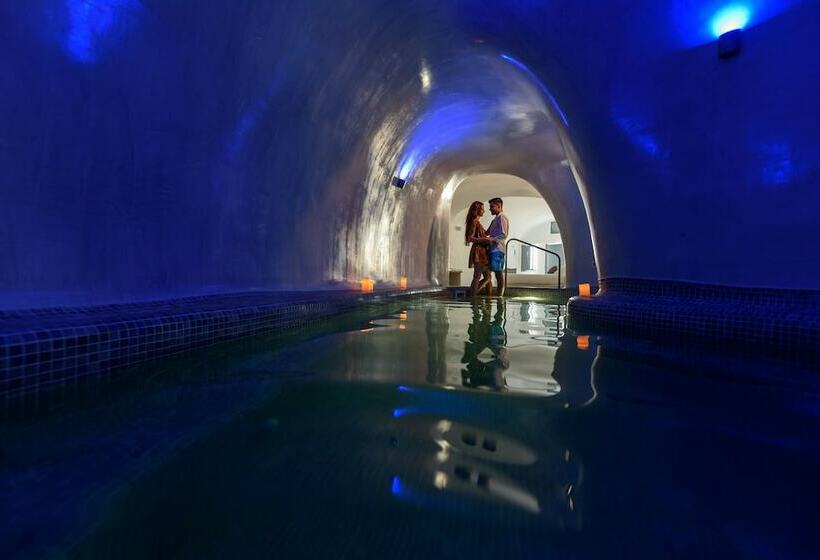 Люкс с Бассейном, Pegasus Suites & Spa