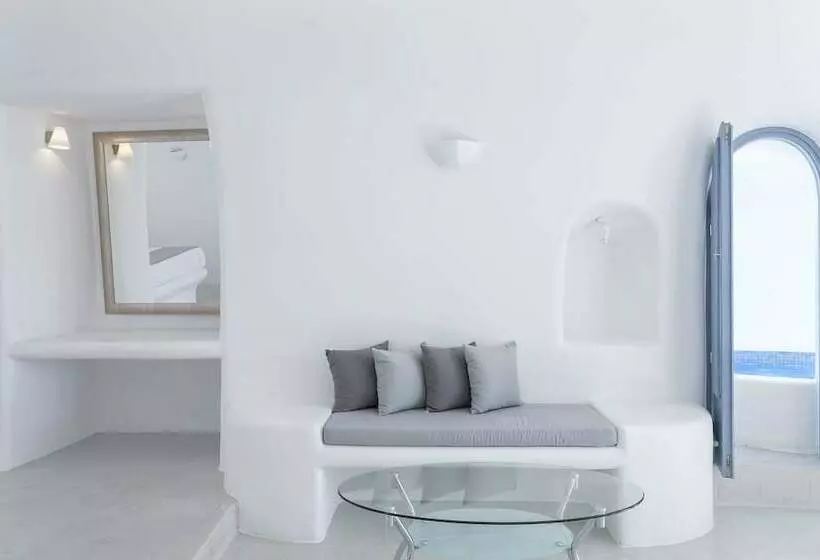 سوییت اجرایی, Pegasus Suites & Spa