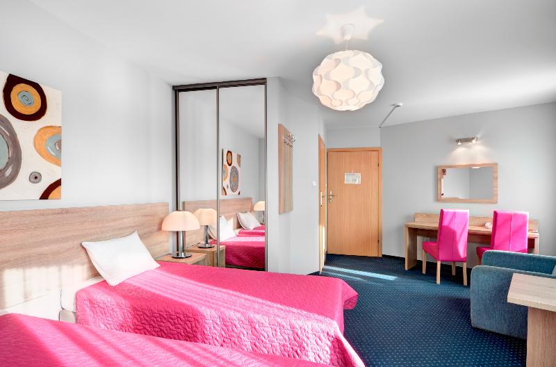 Номер Стандарт Трехместный, Petrus