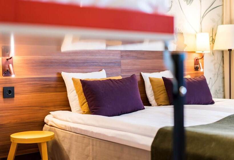 Семейный Номер, Scandic Upplands Väsby