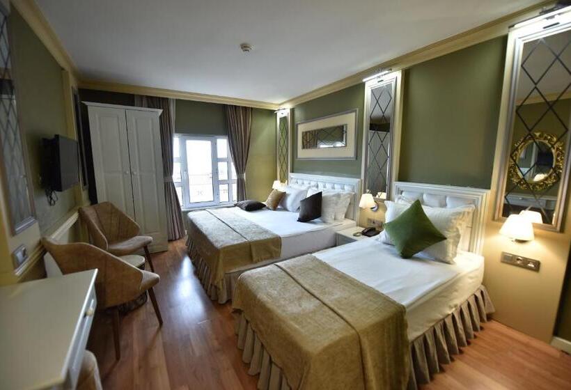 اتاق استاندارد سه نفره, Sunlight