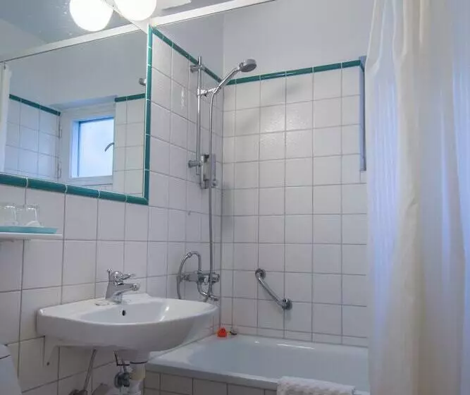 اتاق استاندارد, Teaterhotellet