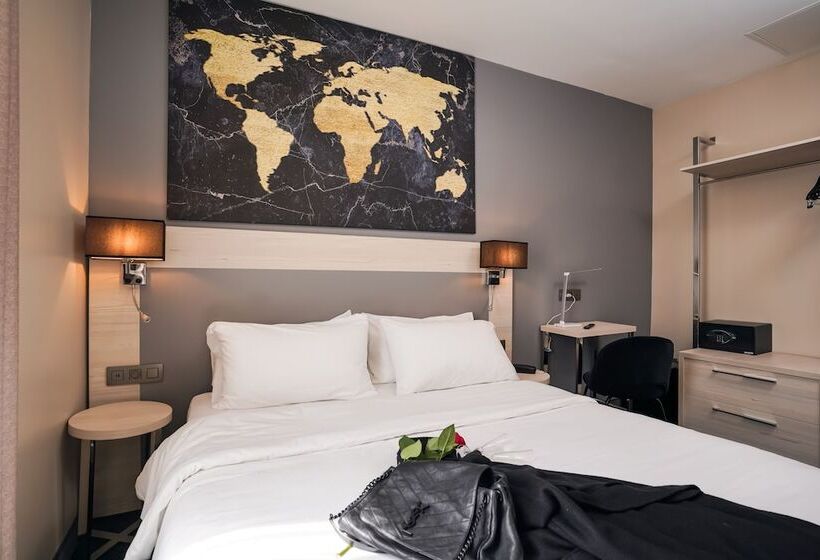 スタンダードルーム, Univers