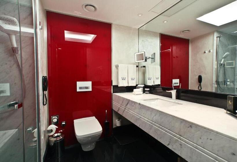 חדר דחוקס עם מיטת קינג, Warwick Ankara