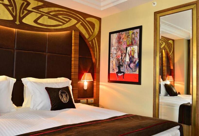 חדר דחוקס עם מיטת קינג, Warwick Ankara