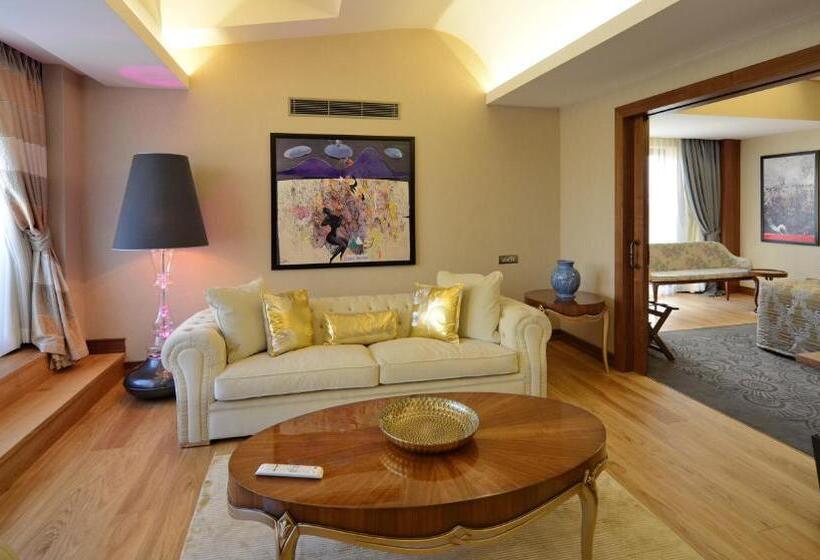 סוויטת פנטהאוז, Warwick Ankara