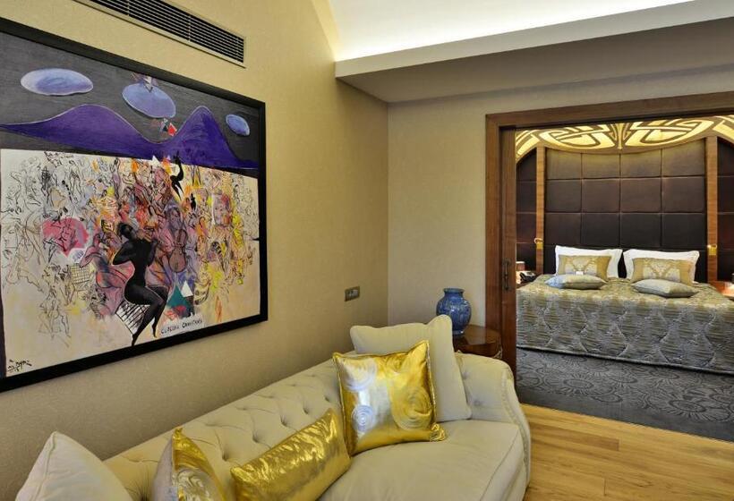 סוויטת פנטהאוז, Warwick Ankara