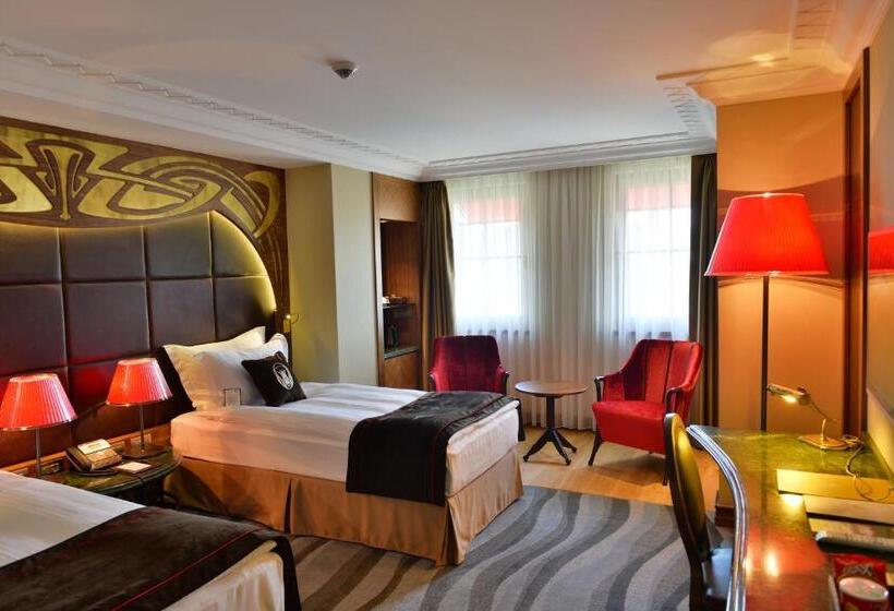 חדר דלוקס, Warwick Ankara