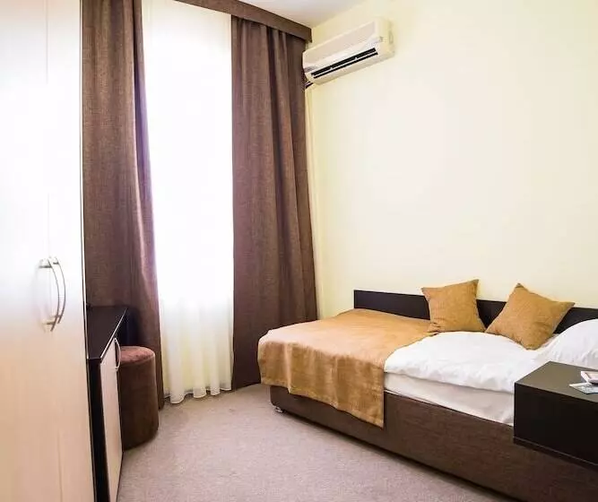 اتاق استاندارد یک نفره, Park Hotel Anapa