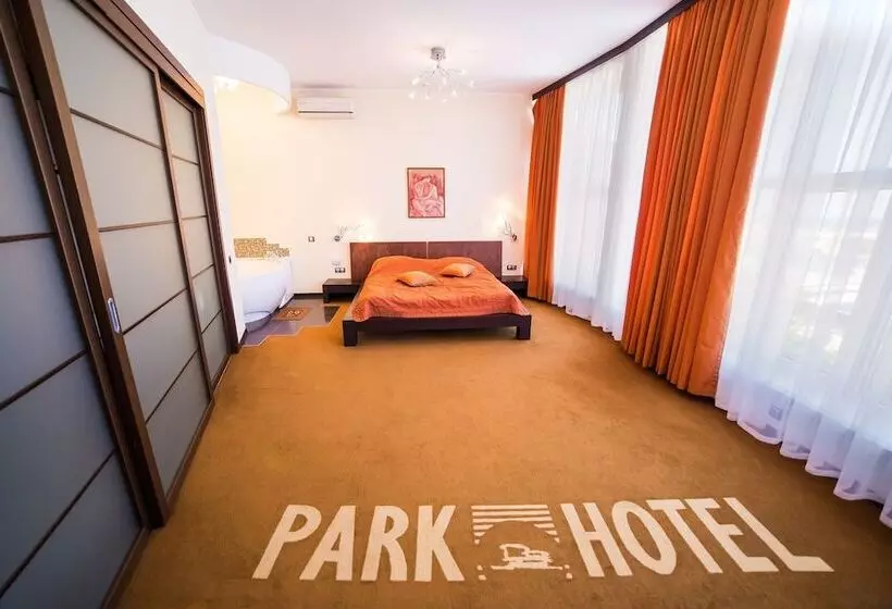 سوئیت پرزیدنت, Park Hotel Anapa