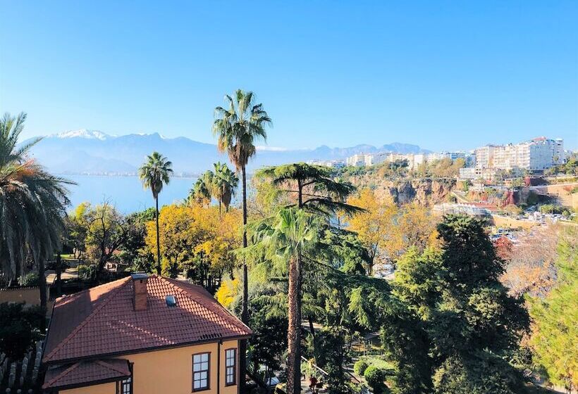 Economy Triple Room, Reutlingenhof Boutique Hotel   Special Class