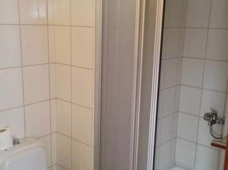 اتاق استاندارد چهار تخته, Reutlingenhof Boutique Hotel   Special Class