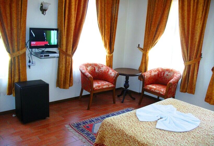 اتاق استاندارد چهار تخته, Reutlingenhof Boutique Hotel   Special Class