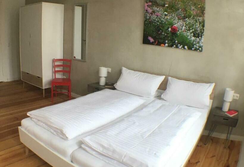 חדר סטנדרט, Bilderbuchcafe   Pension Markt 7