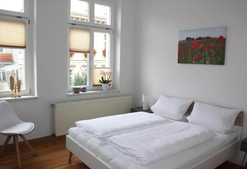 חדר סטנדרט, Bilderbuchcafe   Pension Markt 7