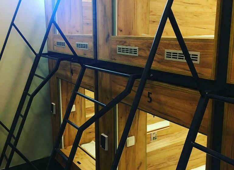 اتاق استاندارد یک نفره, Capsule Hostel Top Wenceslas Square