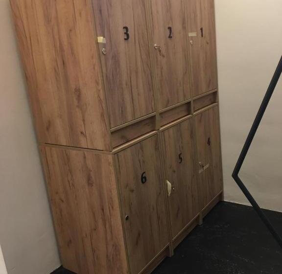 اتاق اکونومی, Capsule Hostel Top Wenceslas Square